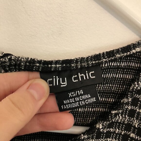 CITY CHIC Plus Size VANITY XS Little Miss Dress Black Checkered Plaid Mini Shift - Picture 6 of 12